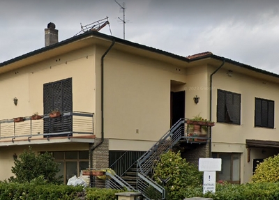 Villa e Casa Indipendente Vendita Lucca - prima periferia